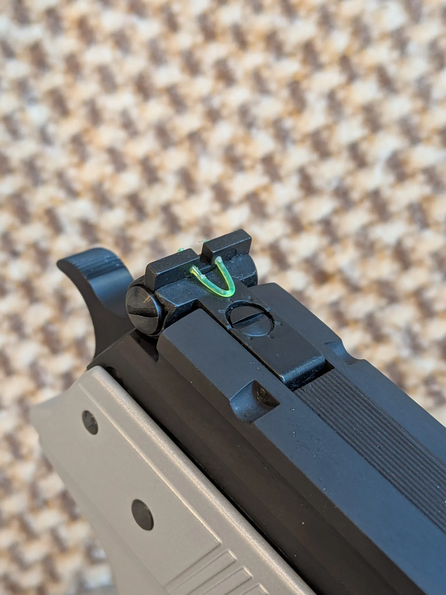 HW45 rear sight with green fiber-optic inserts and adjustment screws